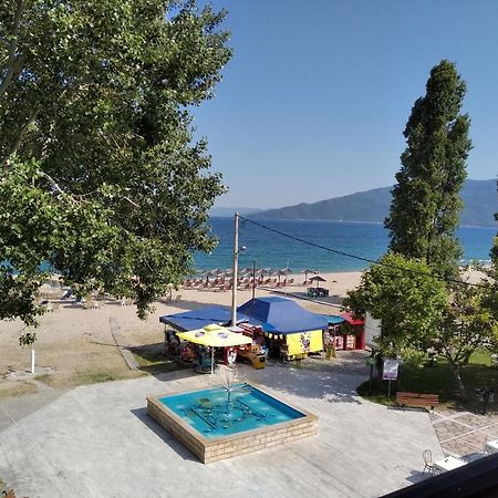Poseidon Rooms Nea Vrasna Exterior photo