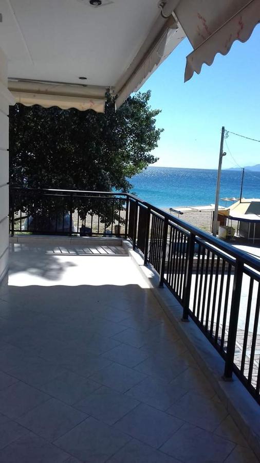 Poseidon Rooms Nea Vrasna Exterior photo